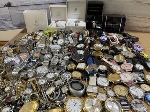 https://auc-pctr.c.yimg.jp/i/auctions.c.yimg.jp/images.auctions.yahoo.co.jp/image/dr000/auc0402/users/428ced7f9ee8a7c527e7f61dd8cff1032b1449fd/i-img1200x900-1675629893buod1k509638.jpg?pri=l&w=300&h=300&up=0&nf_src=sy&nf_path=images/auc/pc/top/image/1.0.3/na_170x170.png&nf_st=200