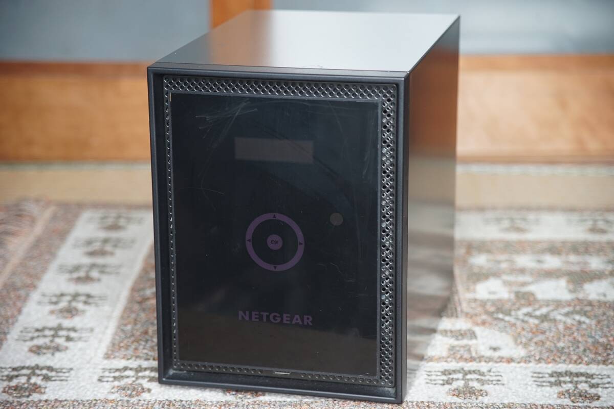 NetGear ReadyNAS 312 RN31200 2-BAY Diskless NAS Array