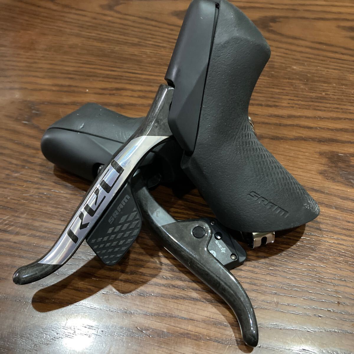 Yahoo!オークション -「sram red レバー」の落札相場・落札価格 Yahoo!オークション -「sram red レバー」の落札相場・落札価格