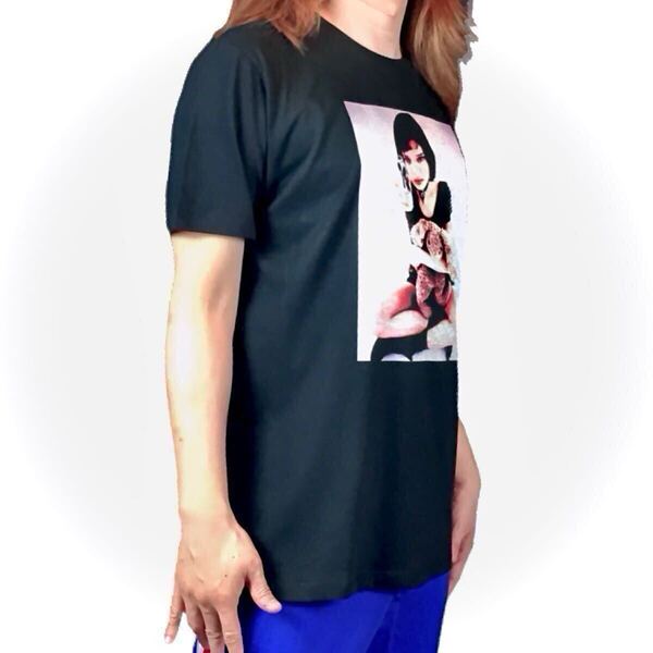 新品 LEON レオン ヒロイン マチルダ ショートカット少女 ナタリーポートマン うさぎ ぬいぐるみ ピストル Tシャツ ユニセックス Lサイズ