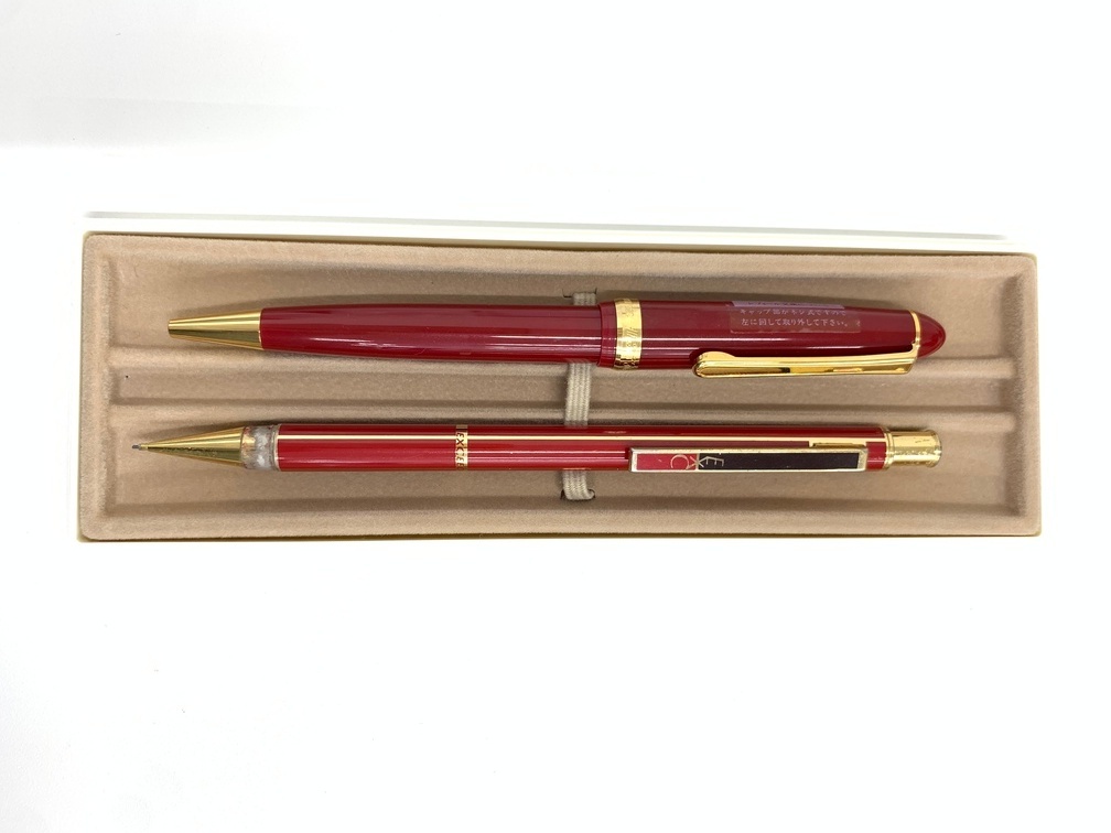 【未使用品】三菱　シャープペンシル　本革製　ゴールド　エクシード　6本セット シャープペンシル EXCEEDの値段と価格推移は？｜5件の売買データ