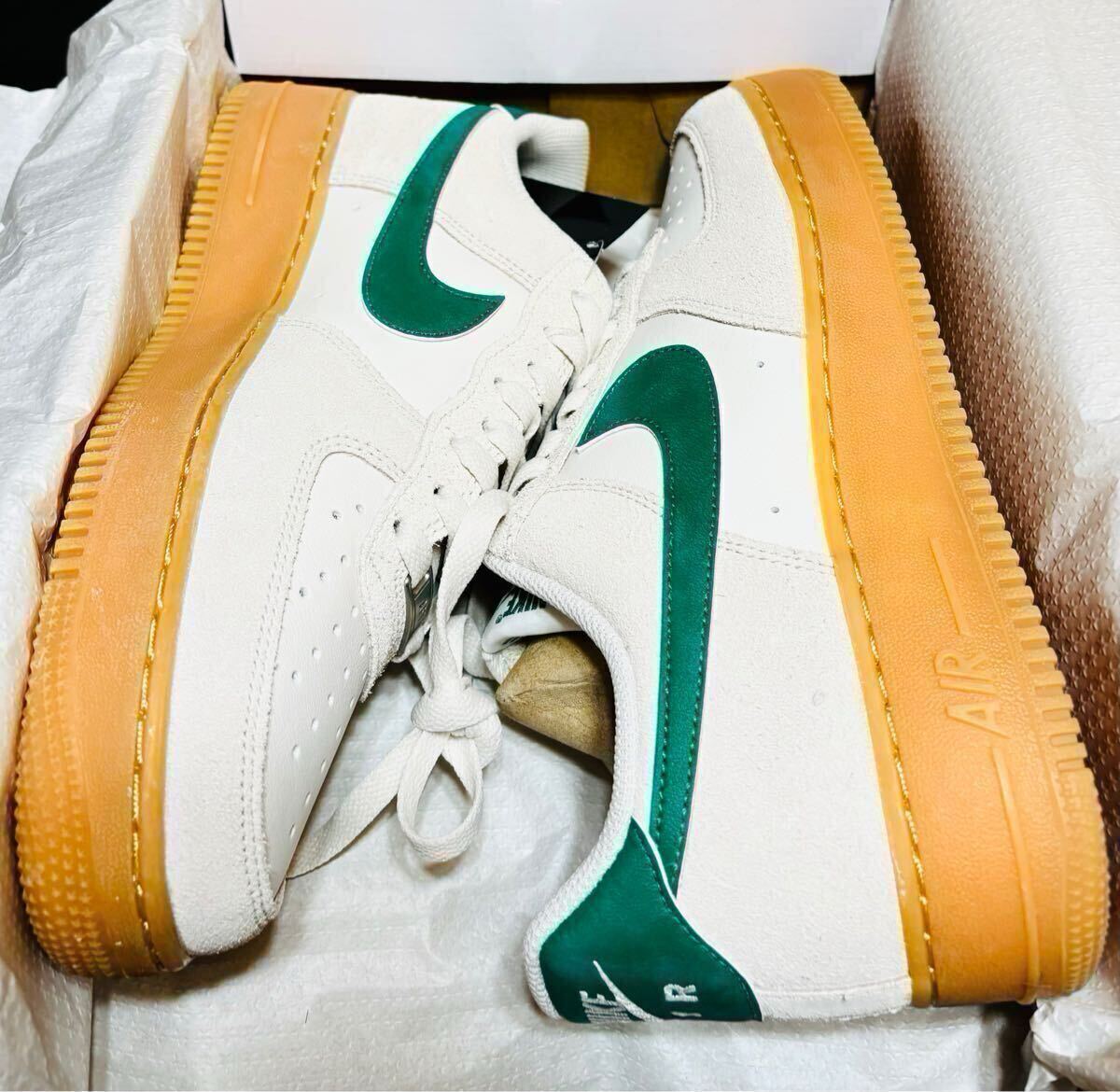 ☆送料込■新品27.5cm■ナイキ エア フォース 1 07 LV8 ファントム/ガムイエロー/サミットホワイト/マラカイト NIKE 【定価.17270円】
