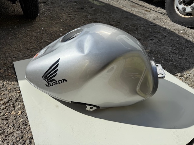 2025年最新】Yahoo!オークション -cb1100(タンク)の中古品・新品 2025年最新】Yahoo!オークション -cb1100(タンク)の中古品・新品