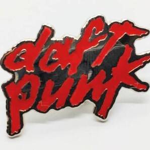 送料無料 ダフトパンク 歌詞が風刺的 ピンブローチ ピンズ PINS バッジ バッヂ アメリカン雑貨 スマアク