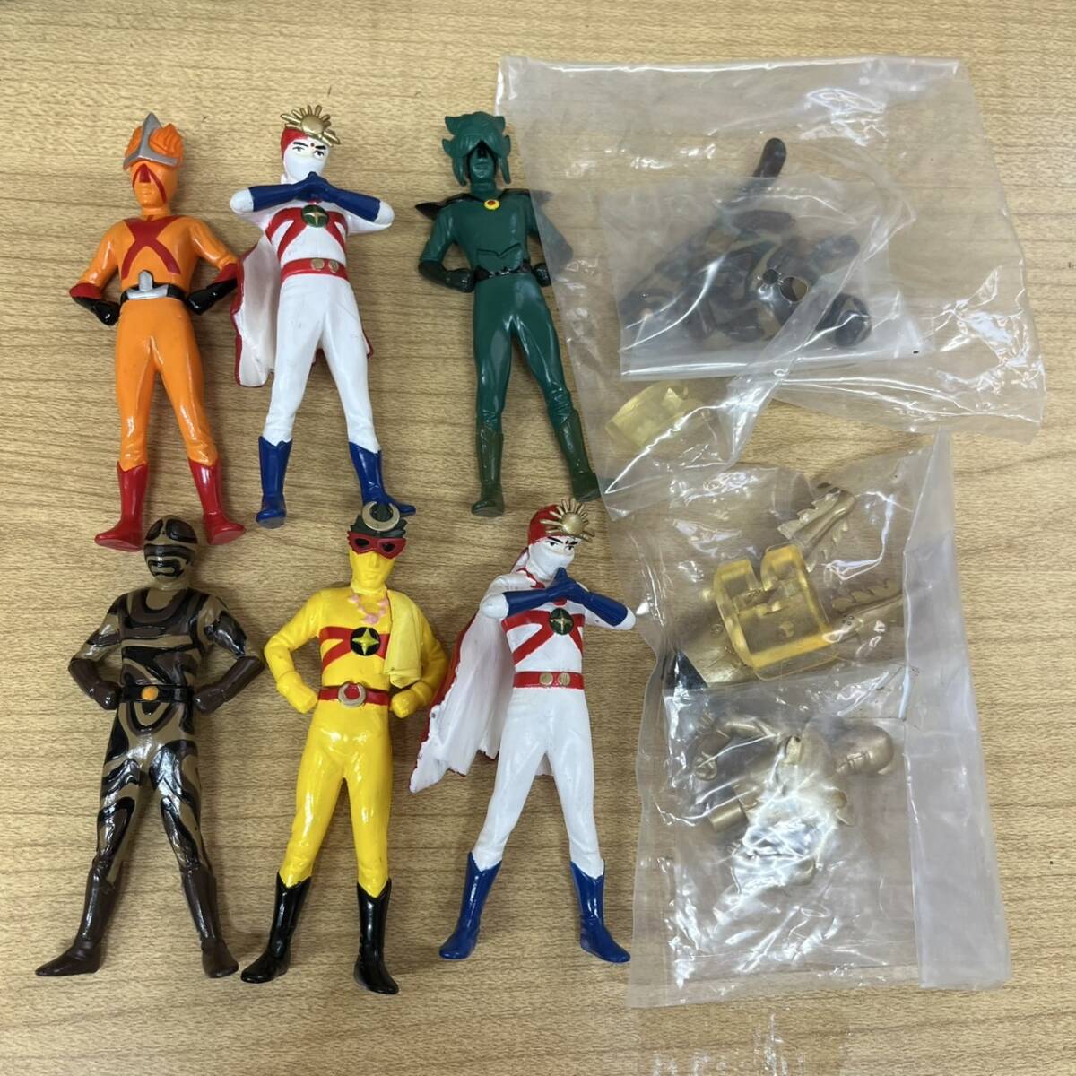 Yahoo!オークション -「レインボーマン」(ソフビ) (ビンテージ Yahoo!オークション -「レインボーマン」(ソフビ) (ビンテージ