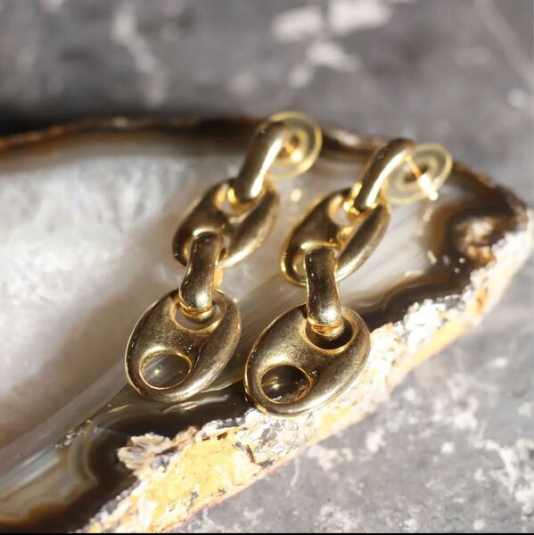 USA VINTAGE METAL FITTINGS DESIGN EARRING/アメリカ古着金具デザインピアス