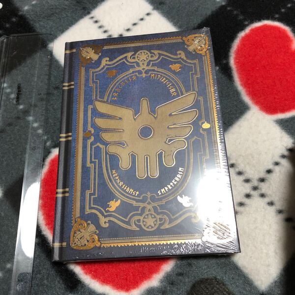 ドラゴンクエストコラボスマートフォン 冒険の導き書 SH-01F DRAGON QUEST