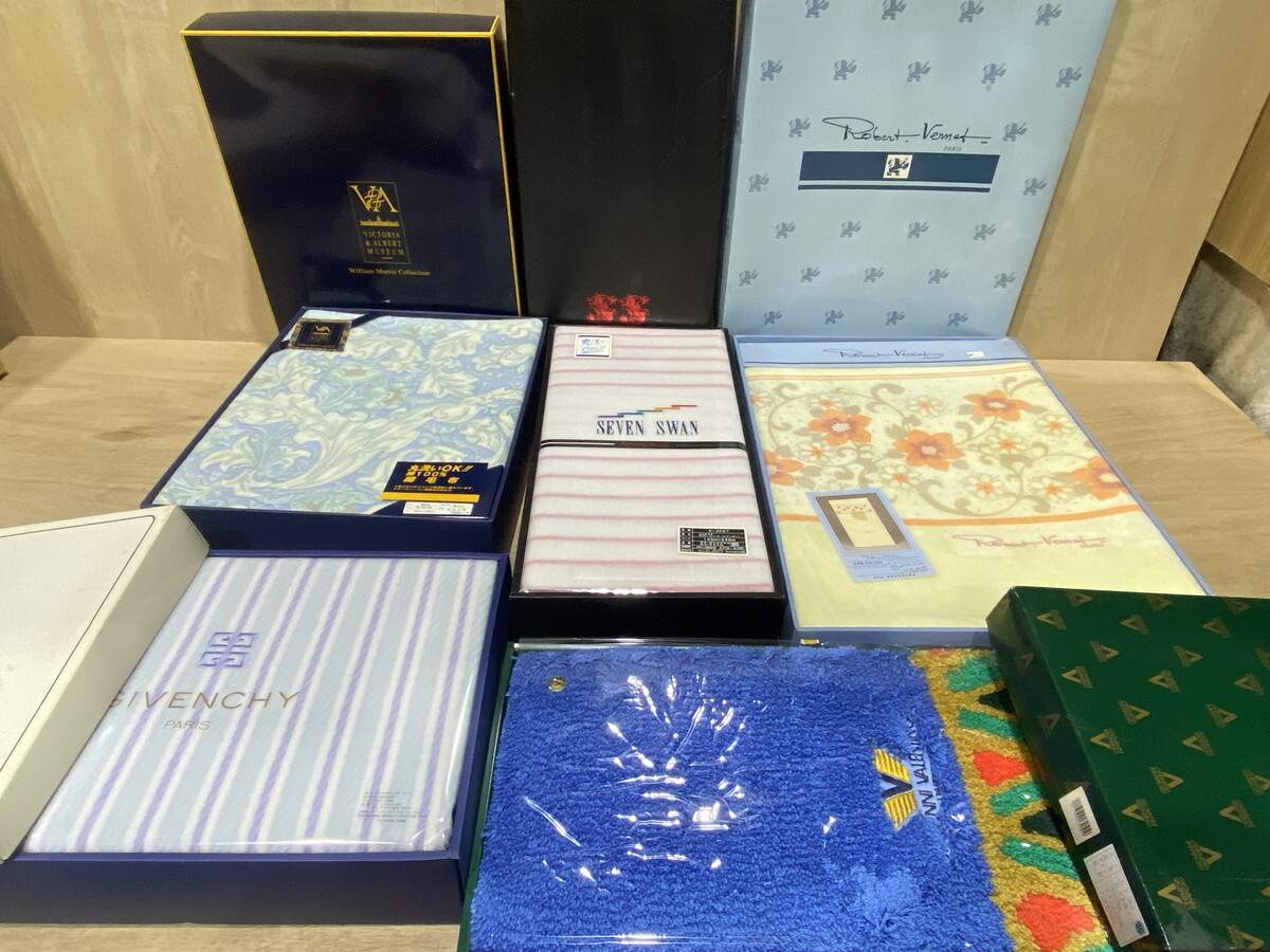 Yahoo!オークション -「)givenchy」(寝具) (家庭用品)の落札相場 Yahoo!オークション -「)givenchy」(寝具) (家庭用品)の落札相場