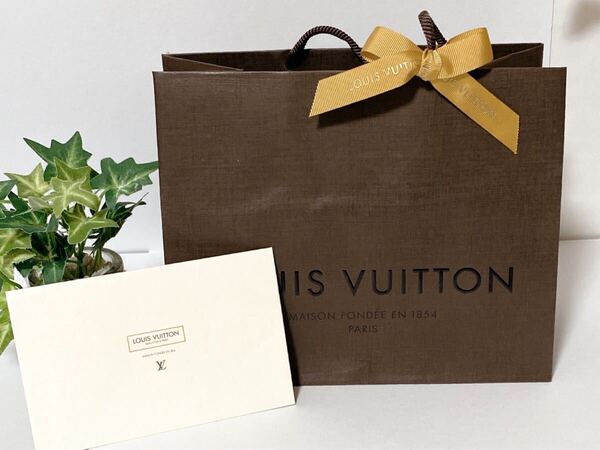 ルイヴィトン「LOUIS VUITTON」ショッパーと封筒 (4752) 正規品 付属品 ショップ袋 ブランド紙袋 ブラウン 旧型 折らずに配送