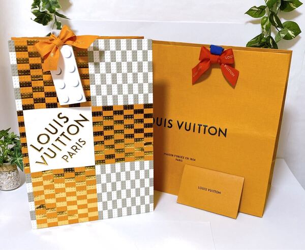 ルイヴィトン「LOUIS VUITTON」ショッパー 2枚組 限定レゴコラボ/通常 (4735) 正規品 付属品 ショップ袋 ブランド紙袋 折らずに配送