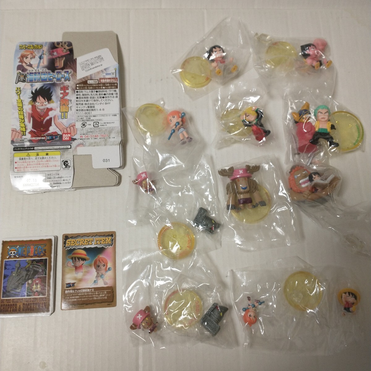 ワンピースコレクション　海賊団ヒーローズ　コンプリート　フィギュア未開封　カード ワンピースコレクション 海賊団ヒーローズ コンプリート