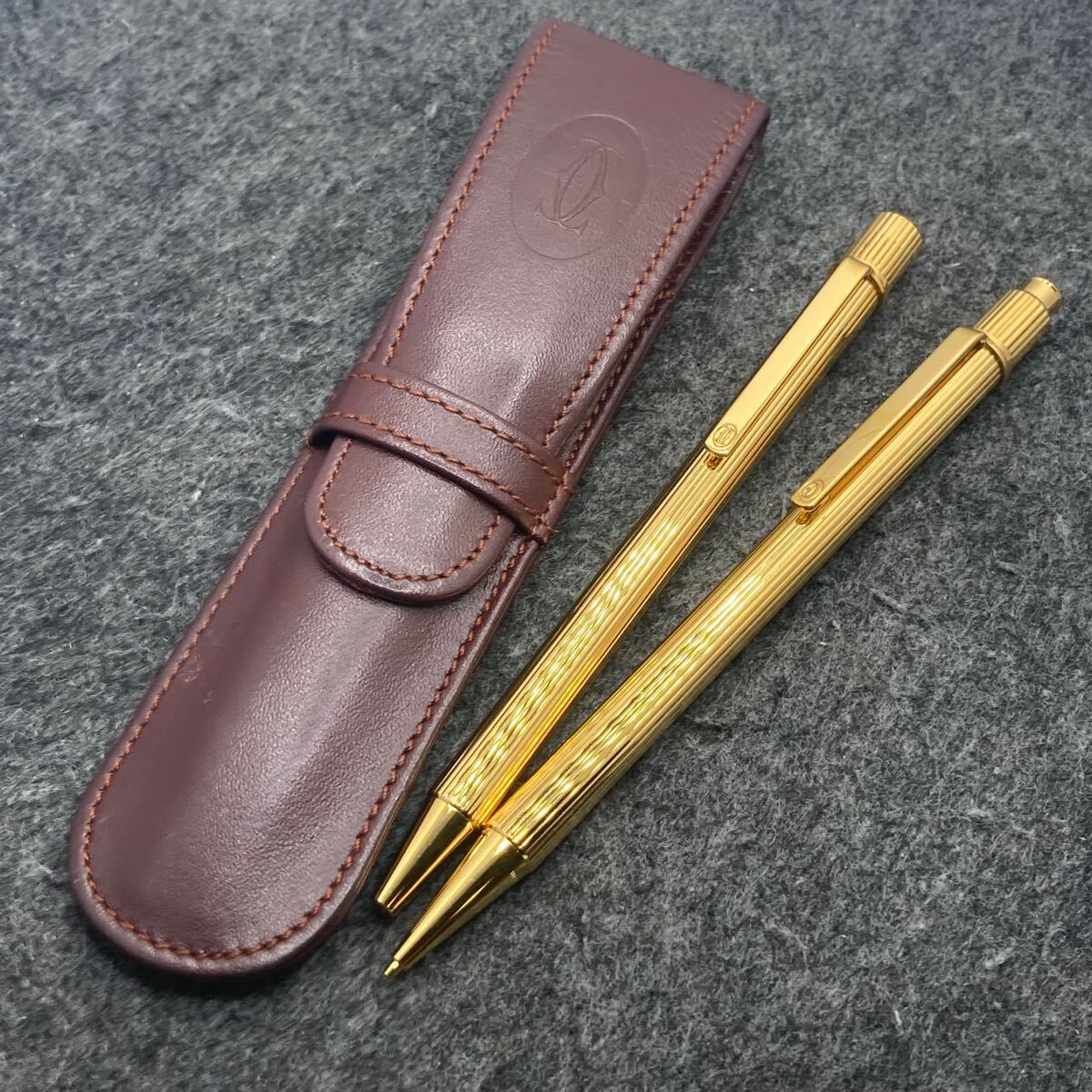 カルティエ Cartier ボールペン 専用ケース 替え芯付き 文房具