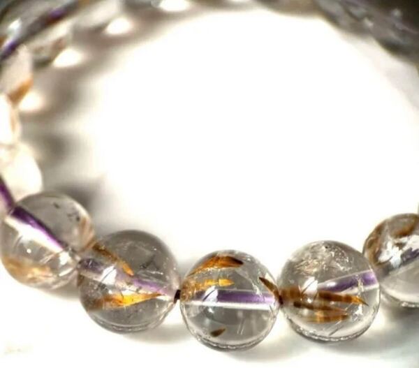 カコクセナイト インクォーツ スーパーセブンの希少な鉱物入り 高透明天然水晶 極美品 約10.5〜11ミリ