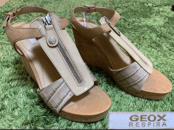 新品 GEOX サンダル ベージュ 36
