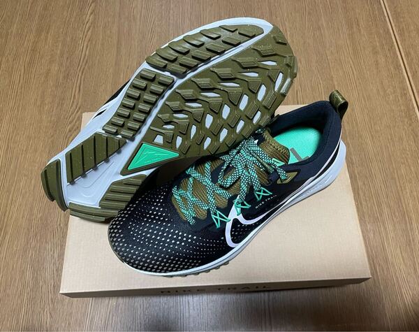 新品未使用 Nike React Pegasus Trail 4ナイキ リアクト ペガサス トレイル 4 27センチ