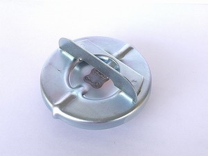 {r1} ★☆ R30 スカイライン 燃料キャップ 新品 ☆★