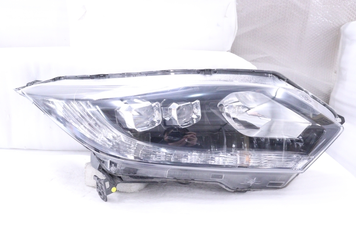 51-1488★前期 LED RU1 ヴェゼル★右ヘッドライト KOITO 100-62164 打刻:01 ASSY ブラック 純正★ホンダ (RO)