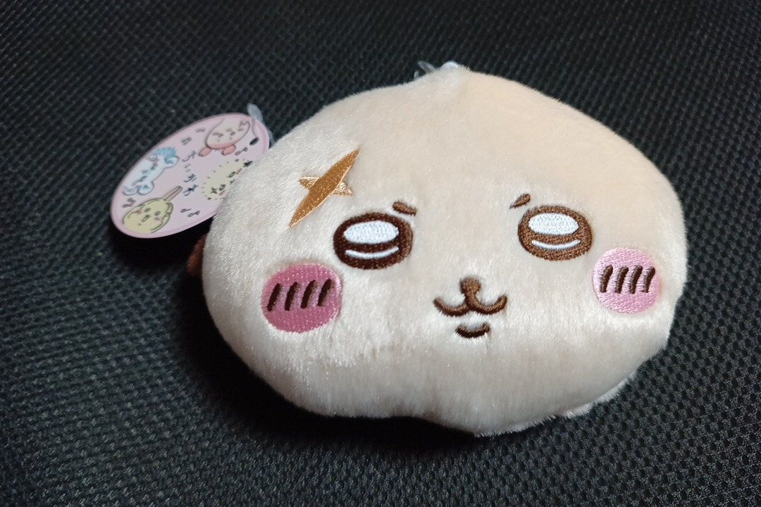 ちいかわ ミニシリコンポーチ | 商品紹介 | 株式会社パレード