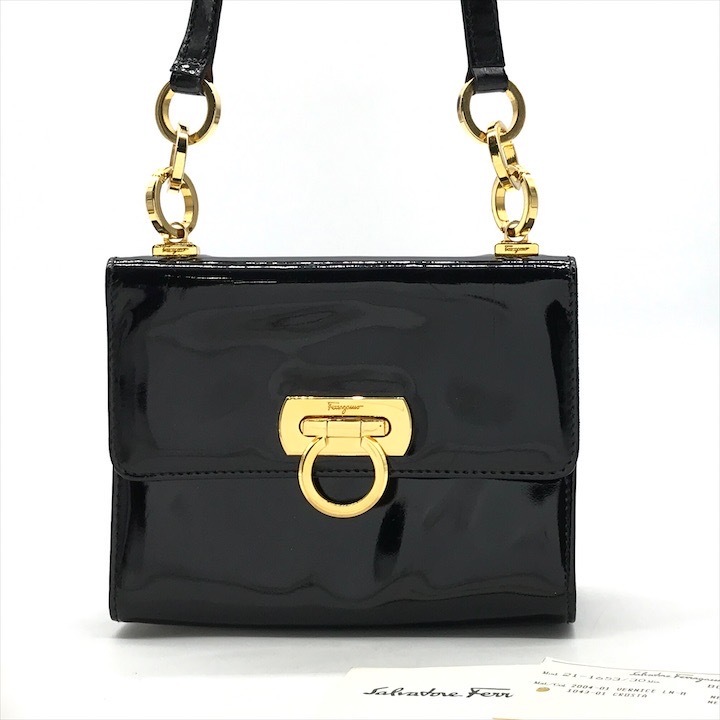 フェラガモ　ミニバッグ ショルダーバッグ　新品、未使用品【送料込み】 楽天市場】フェラガモ FERRAGAMO ショルダーバッグ ミニバッグ