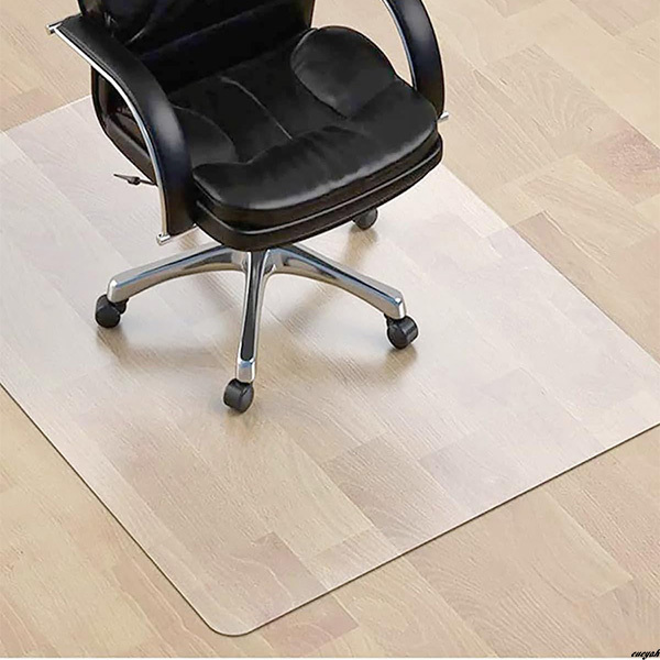 【帯電防止機能で埃が付きにくく、掃除が簡単】チェアマット 120×100cm すべり止め加工 床暖房対応 透明PVC素材