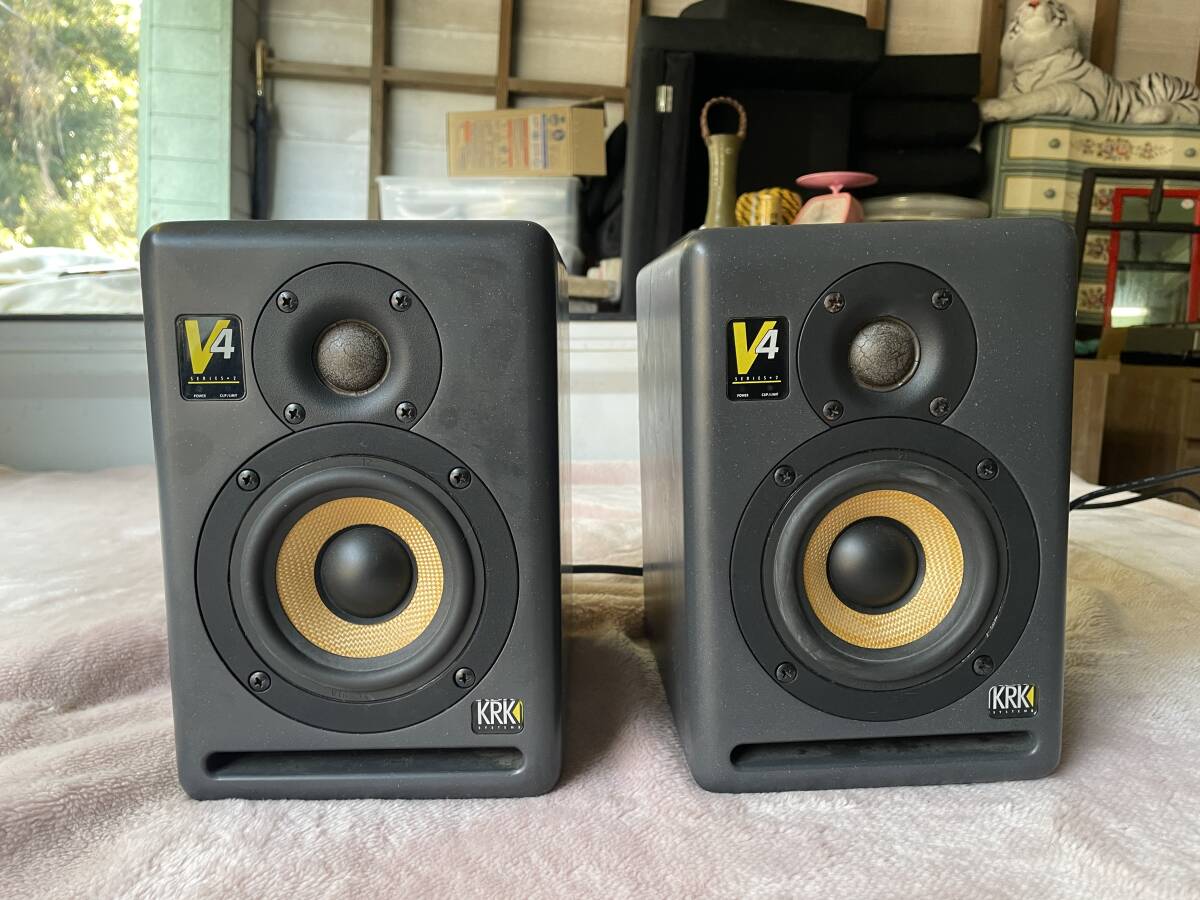 Yahoo!オークション -「krk v4」の落札相場・落札価格 Yahoo!オークション -「krk v4」の落札相場・落札価格