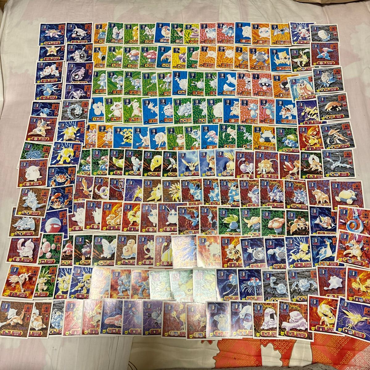 Yahoo!オークション -「ポケモン最強シール列伝」の落札相場