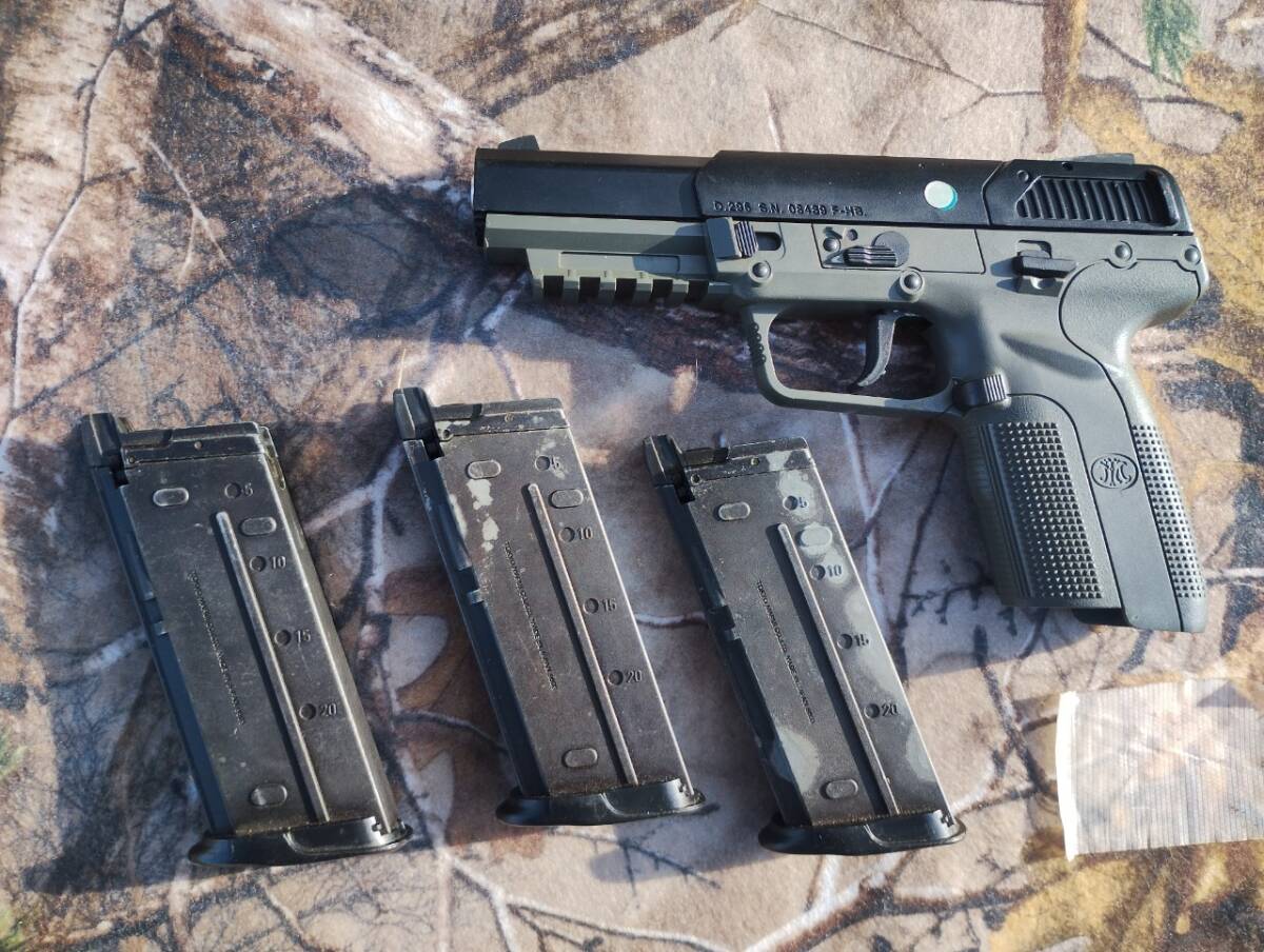 Yahoo!オークション -「fn 5-7 マガジン」の落札相場・落札価格 Yahoo!オークション -「fn 5-7 マガジン」の落札相場・落札価格