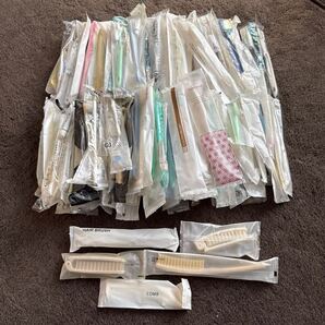 未使用 使い捨て歯ブラシ 100本ミックスセット クシおまけ付き ホテルアメニティ 旅行 チューブ歯磨き粉付 旅館 ペンション 民宿 業務用