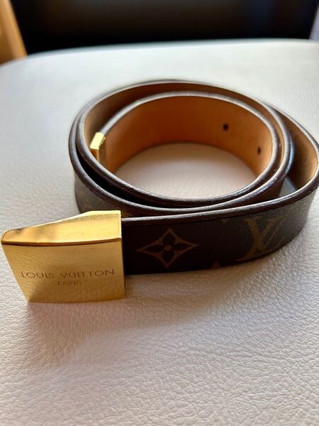送料無料美品LOUIS VUITTON ルイヴィトンモノグラムサンチュールベルトゴールドバックル男性用シリアルナンバーLB0053サイズ80/32