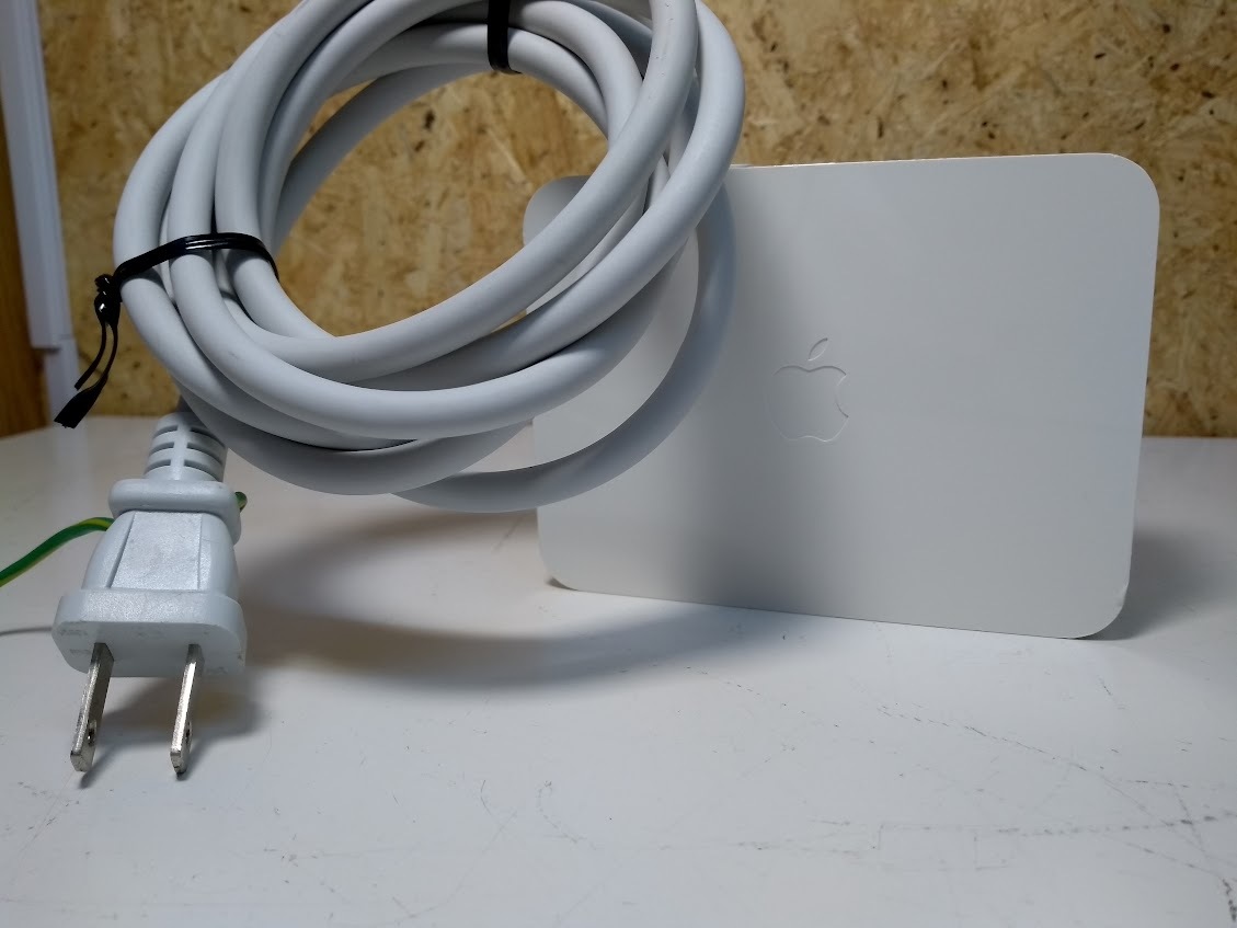 動作商品　Apple モニター　23インチ　電源アダプター90w 動作商品 Apple モニター 23インチ 電源アダプター90w