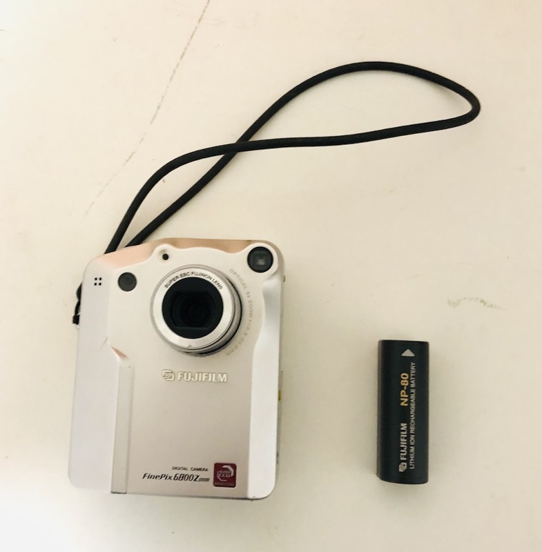 Yahoo!オークション -「finepix 6800z」(コンパクトデジタル Yahoo!オークション -「finepix 6800z」(コンパクトデジタル