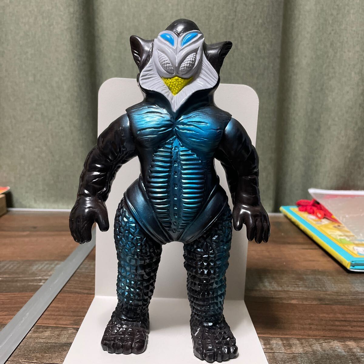 Yahoo!オークション -「メフィラス星人」(ソフビ) (ビンテージ Yahoo!オークション -「メフィラス星人」(ソフビ) (ビンテージ