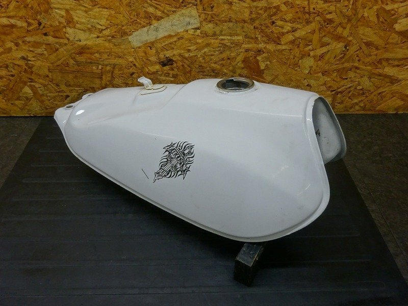 2025年最新】Yahoo!オークション -バンバン200(タンク)の中古品 2025年最新】Yahoo!オークション -バンバン200(タンク)の中古品