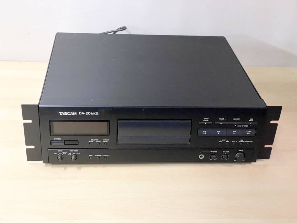 Yahoo!オークション -「tascam」(DAT機器) (オーディオ機器)の Yahoo!オークション -「tascam」(DAT機器) (オーディオ機器)の