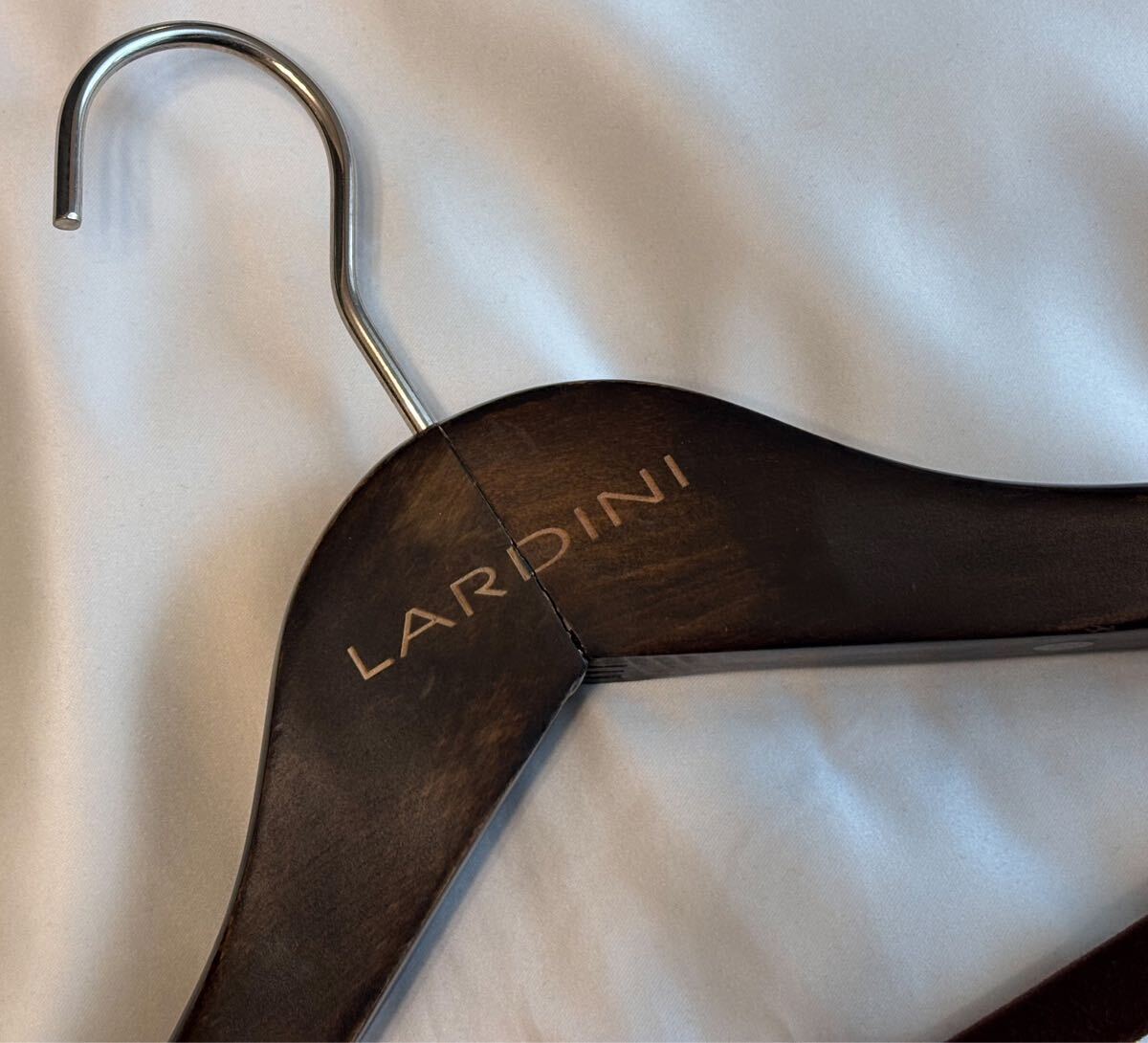Yahoo!オークション -「lardini ラルディーニ」(ハンガー) (家庭 Yahoo!オークション -「lardini ラルディーニ」(ハンガー) (家庭