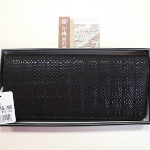 新品 INDEN-YA 長財布 印傳屋上原勇七 黒地黒漆 男 束入 モデルチェンジ 製造中止品 甲州印伝