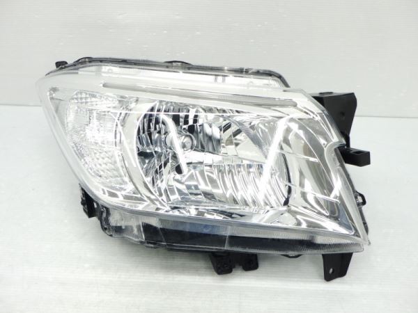 4045241 ソリオ MA36S/MA46S 右ライト HID KOITO 100-59331 SOLIO