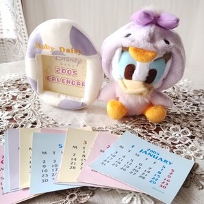 未使用 デイジーダック 2005カレンダー フォトスタンド ぬいぐるみ 人形 DISNEY baby ディズニーベイビー レトロ 赤ちゃん 雑貨 置物