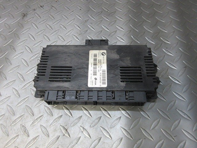25◆MINIミニR56後期SU16ベーカーストリート★フットウェルモジュール◆834