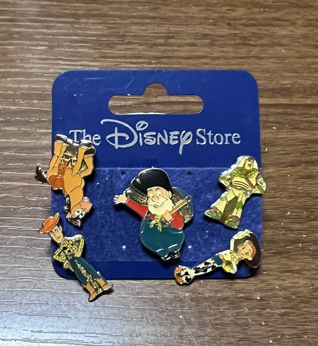 Yahoo!オークション -「disney ピンバッジ レア」の落札相場