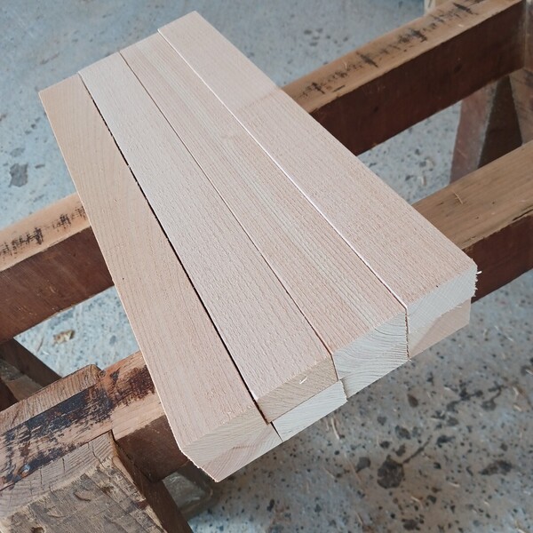 角材-940【45.5×4.7×3~3.5cm 】 国産ひのき 角材 8本セット テーブル脚 枠組み 木工 一枚板 無垢材 桧 檜 DIY
