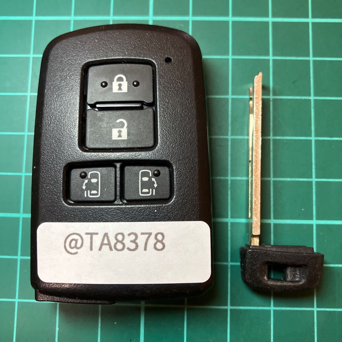 Yahoo!オークション -「voxy zrr80」(トヨタ用) (キーレス