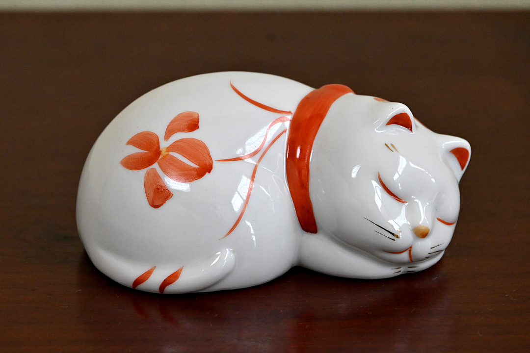Yahoo!オークション -「眠り猫」(陶芸) (工芸品)の落札相場 Yahoo!オークション -「眠り猫」(陶芸) (工芸品)の落札相場