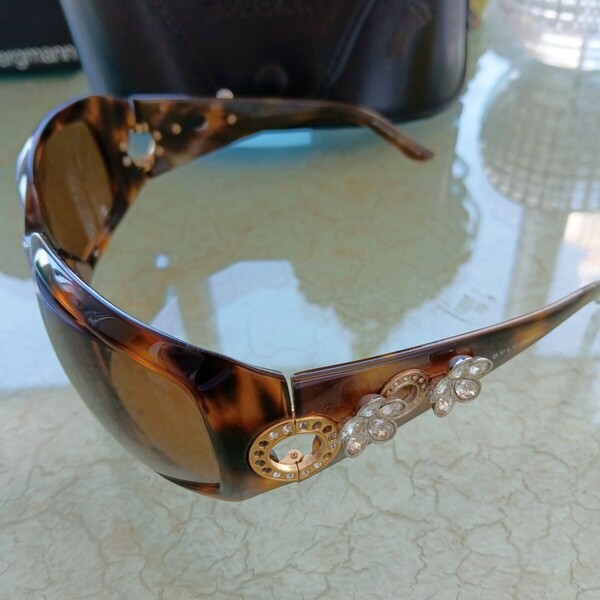 ブルガリ BVLGARI フラワー ストーン ビジュー 花 べっ甲 サングラス レディース 特価