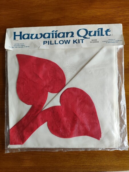 未開封 ◇ハワイアンキルト/UpCountry Quilters◇ ハワイアンキルト キット *ハワイ*PILLOW KIT*赤*