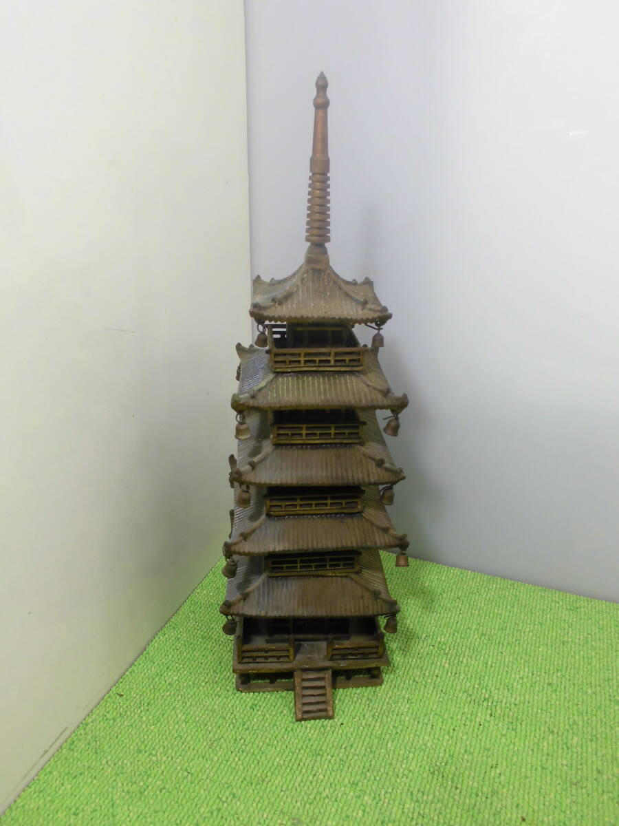 Yahoo!オークション -「五重の塔」(金属工芸) (工芸品)の落札 Yahoo!オークション -「五重の塔」(金属工芸) (工芸品)の落札