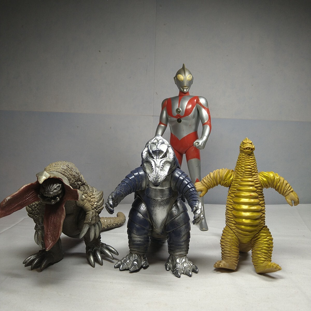 Yahoo!オークション -「ウルトラ怪獣シリーズ レッドキング Yahoo!オークション -「ウルトラ怪獣シリーズ レッドキング