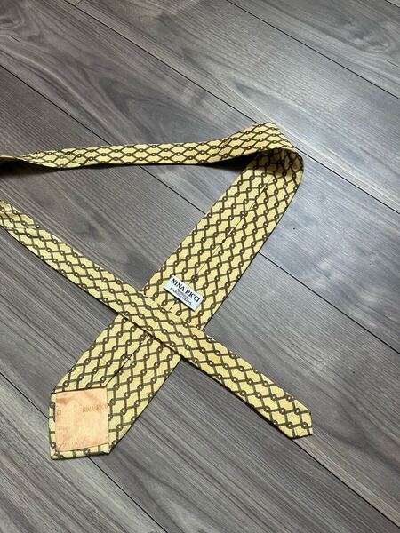 美品 nina ricci ニナリッチ ネクタイ ベージュ チェック 総柄 レトロ クラシック 百貨店 トラッド ハイブランド ロゴ