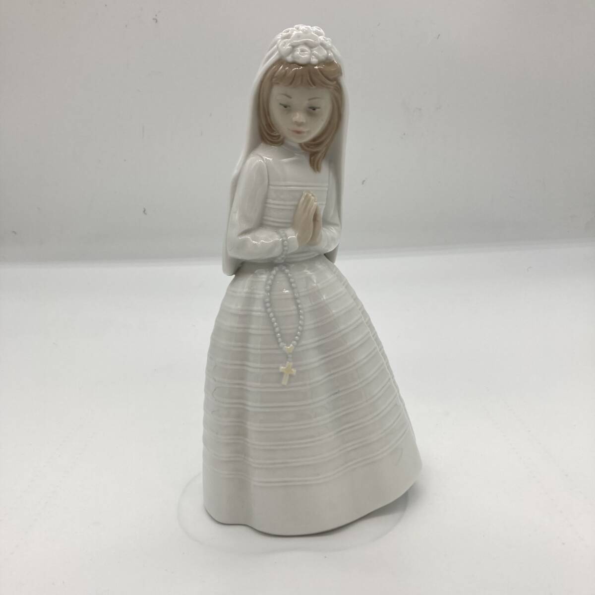 リヤドロ ナオ 少女 お祈り 置物 フィギュリン 陶器 陶器人形