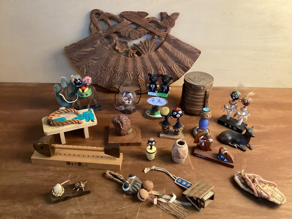 屋久杉　工芸品　置物　インテリア e-041.jpg